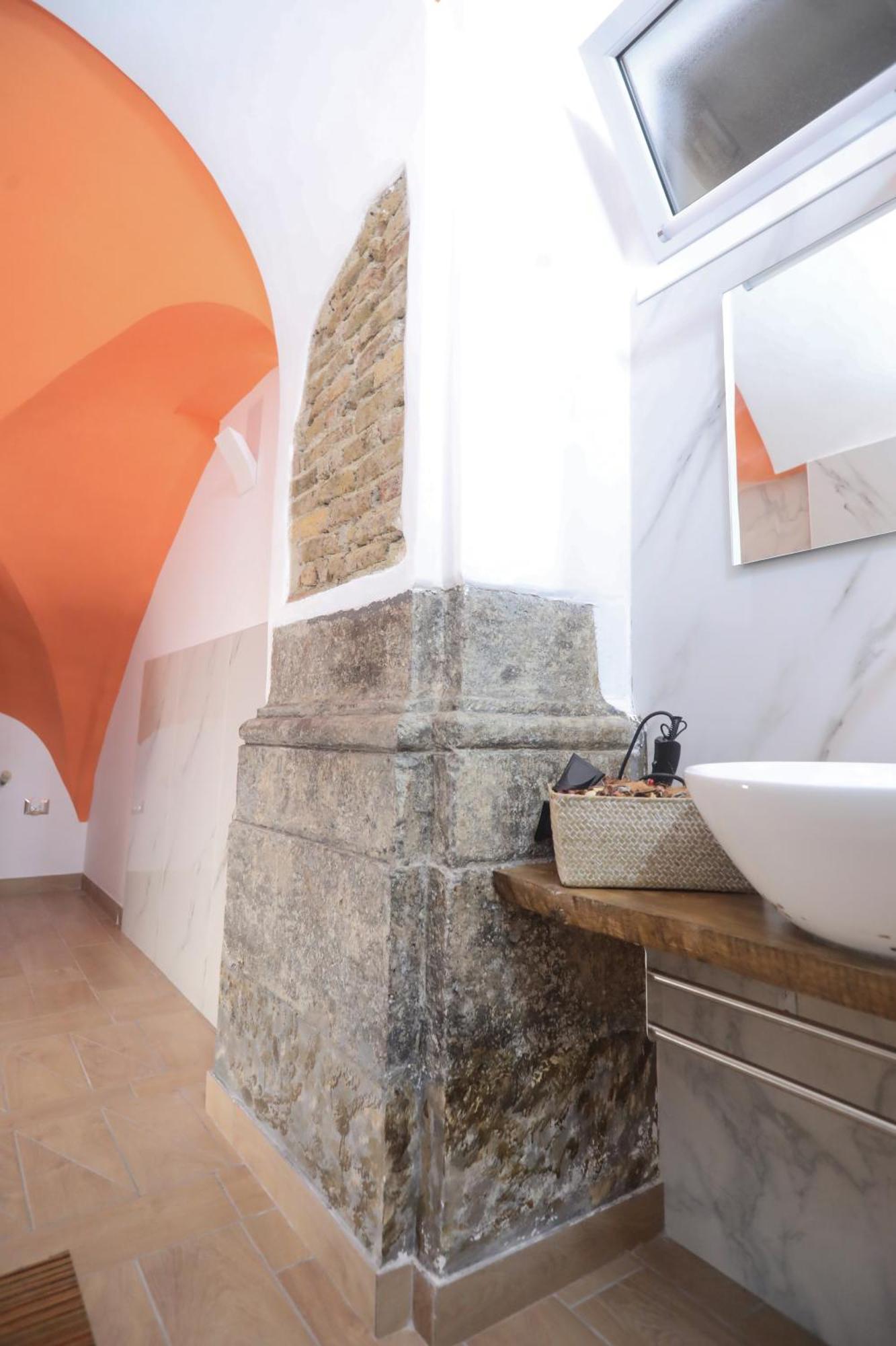 L'Antico Borgo Angioino Apartment เนเปิลส์ ภายนอก รูปภาพ