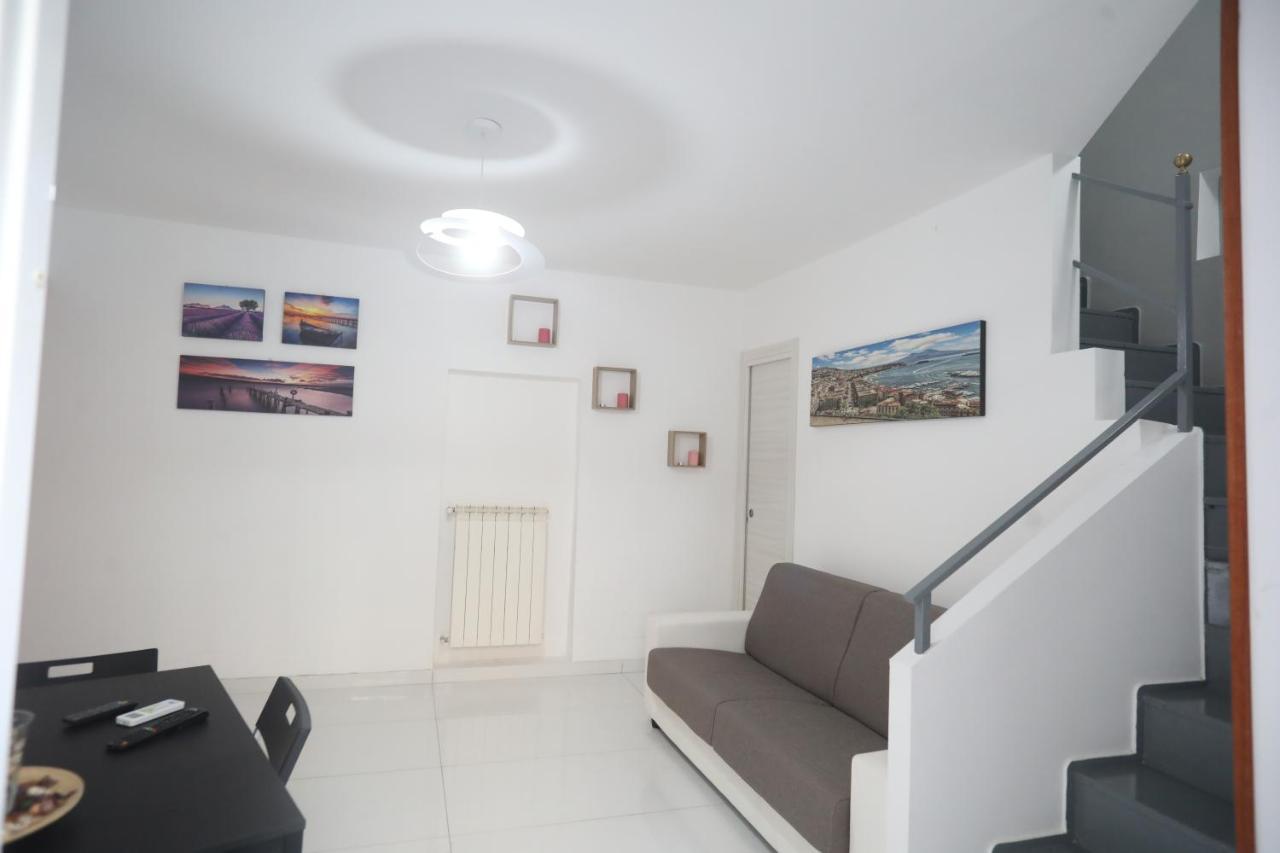 L'Antico Borgo Angioino Apartment เนเปิลส์ ภายนอก รูปภาพ
